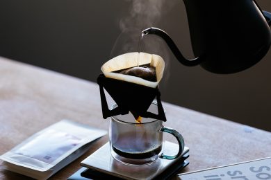 福岡、東京、静岡…。自宅で巡る、日本ロースターの"コーヒー旅"。毎日を優雅なコーヒー体験に。