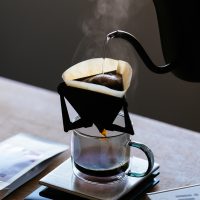 福岡、東京、静岡…。自宅で巡る、日本ロースターの"コーヒー旅"。毎日を優雅なコーヒー体験に。